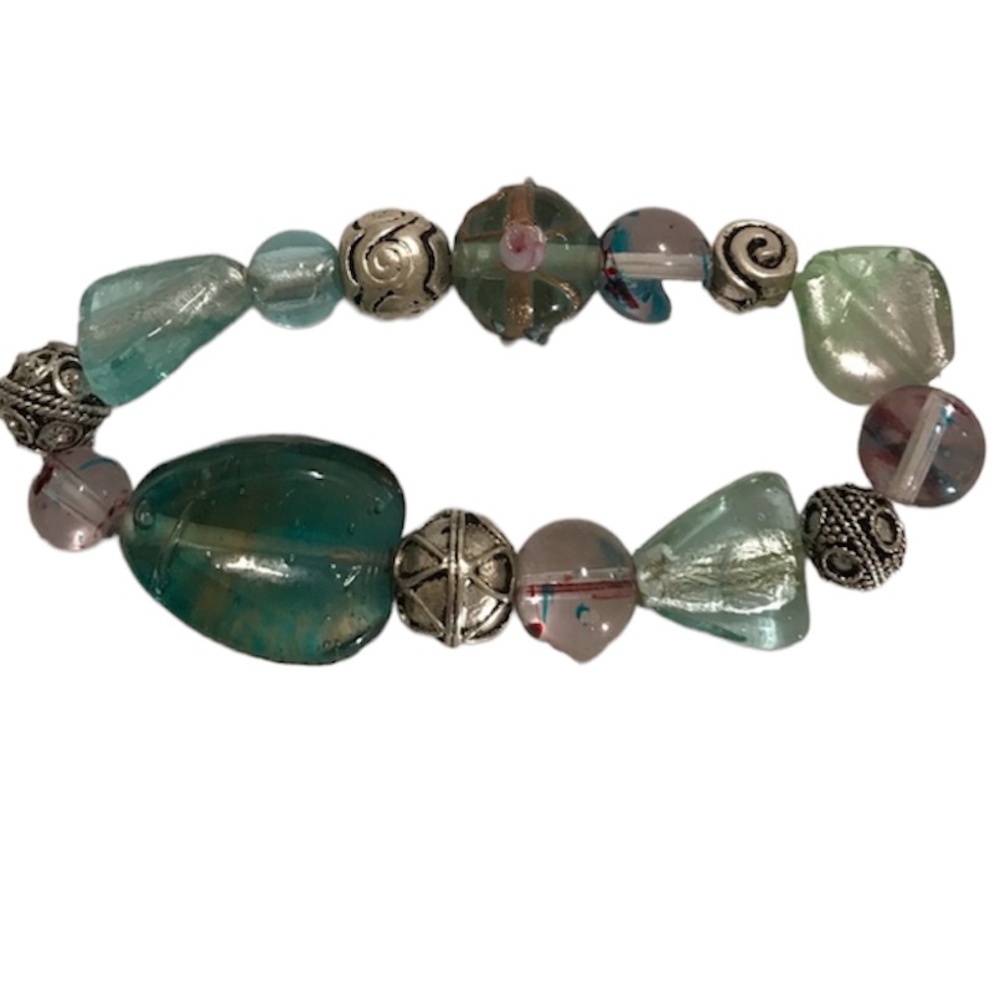 Beaded bracelet - Picture 2 of 5